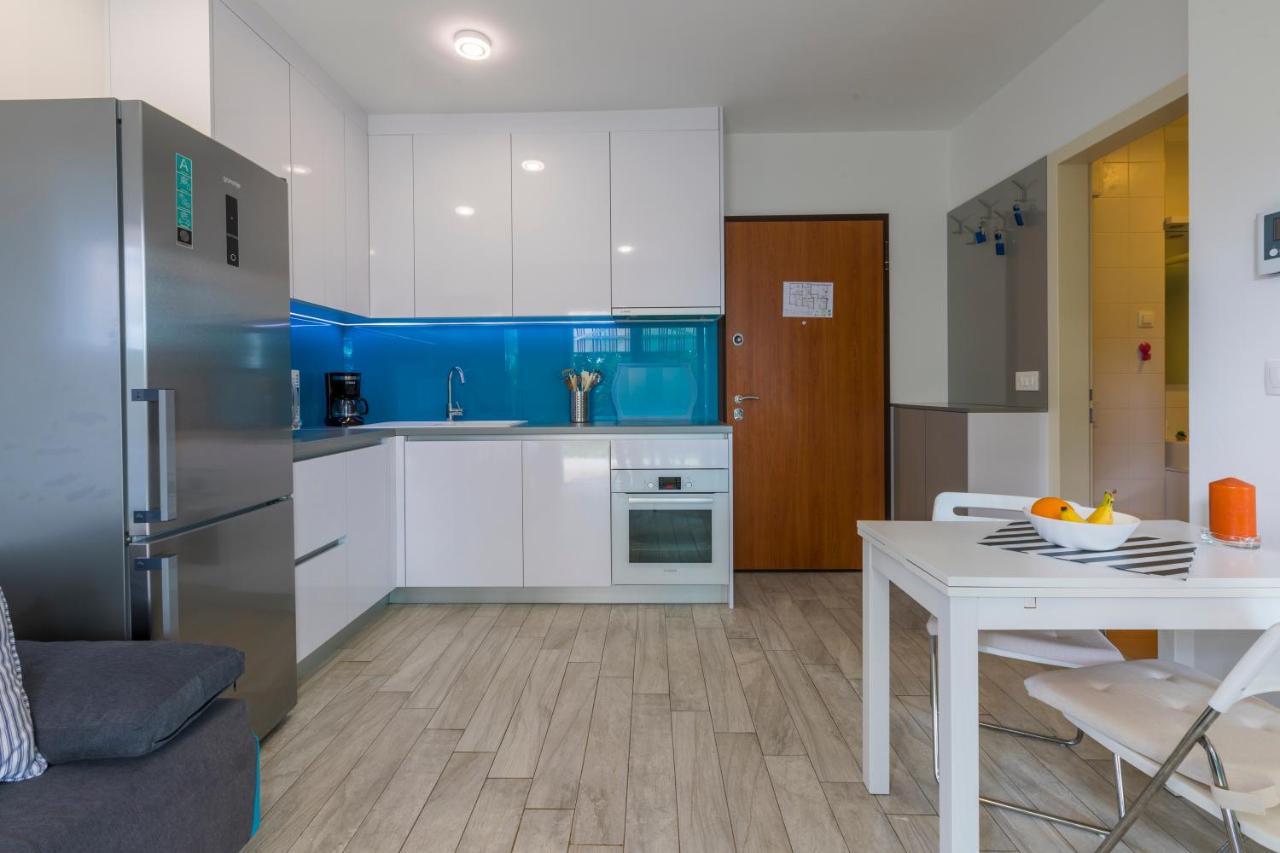 Mb Apartmani Crikvenica Exterior foto